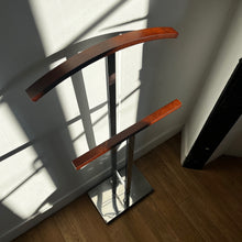 Charger l'image dans la galerie, Valet de nuit