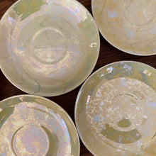 Charger l'image dans la galerie, Service à café japonais en porcelaine irisée