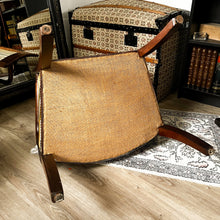Charger l'image dans la galerie, Fauteuil style Empire têtes de dauphin