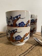 Charger l'image dans la galerie, Ensemble de six tasses asiatiques en grès