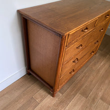 Charger l'image dans la galerie, Commode en rotin vintage