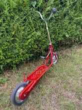 Charger l'image dans la galerie, Tricycle et trottinette Judez vintage