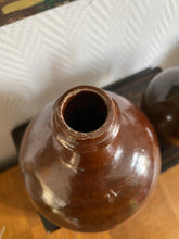 Charger l'image dans la galerie, Bouteilles rondes en grès