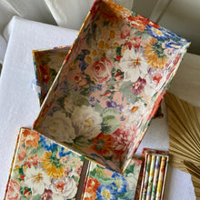 Charger l'image dans la galerie, Coffrets de papeterie fleuris vintage