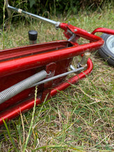 Charger l'image dans la galerie, Tricycle et trottinette Judez vintage