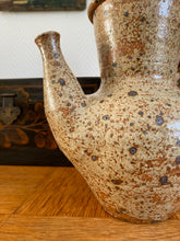 Charger l'image dans la galerie, Poterie ancienne théière