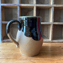 Charger l'image dans la galerie, Pichet en grès