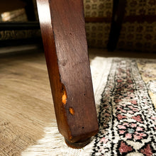Charger l'image dans la galerie, Fauteuil style Empire têtes de dauphin