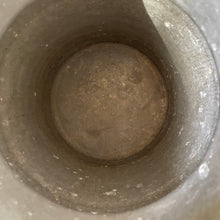 Charger l'image dans la galerie, Grands pots à lait anciens