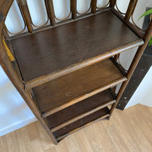 Charger l'image dans la galerie, Grande bibliothèque en rotin vintage