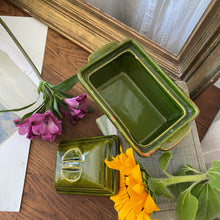 Charger l'image dans la galerie, Terrine en poterie vintage