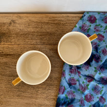 Charger l'image dans la galerie, Tasses anglaises vintage