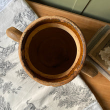 Charger l'image dans la galerie, Poterie ancienne à deux anses