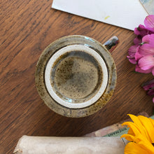 Charger l'image dans la galerie, Mug en grès vintage