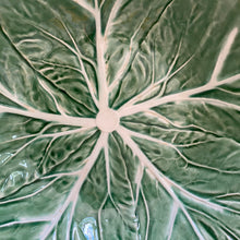 Charger l'image dans la galerie, Saladier en barbotine B. Pinheiro