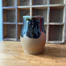 Charger l'image dans la galerie, Pichet en grès