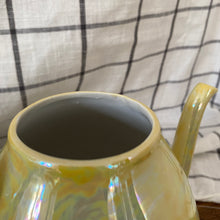 Charger l'image dans la galerie, Service à café japonais en porcelaine irisée