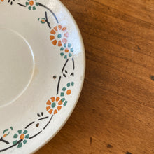 Charger l'image dans la galerie, Sous-tasses anciennes Gien