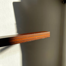 Charger l'image dans la galerie, Valet de nuit