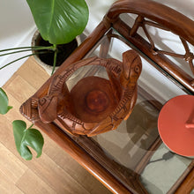 Charger l'image dans la galerie, Sculpture indonésienne, tortues en bois