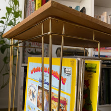 Charger l'image dans la galerie, Desserte porte-vinyles vintage sur roulettes