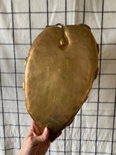 Charger l'image dans la galerie, Paire de pots à gingembre anciens et plat en laiton
