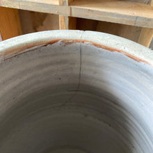 Charger l'image dans la galerie, Poterie ancienne