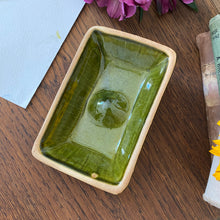 Charger l'image dans la galerie, Terrine en poterie vintage