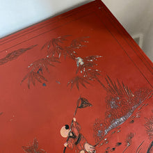 Charger l'image dans la galerie, Table d’appoint chinoise en bois
