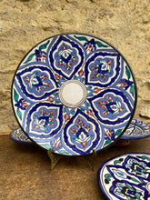 Charger l'image dans la galerie, Grande assiette colorée tunisienne