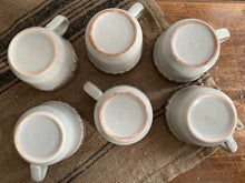 Charger l'image dans la galerie, Ensemble de six tasses à café en grès
