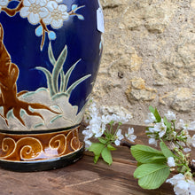 Charger l'image dans la galerie, Grand vase asiatique vintage