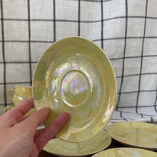 Charger l'image dans la galerie, Service à café japonais en porcelaine irisée