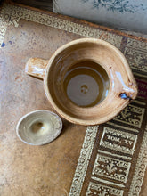 Charger l'image dans la galerie, Pichets en poterie d'Alsace vintage