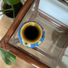 Charger l'image dans la galerie, Petit vase en laiton cloisonné