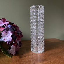 Charger l'image dans la galerie, Vase en verre vintage