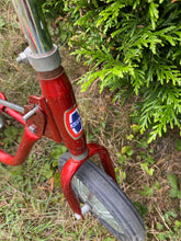 Charger l'image dans la galerie, Tricycle et trottinette Judez vintage