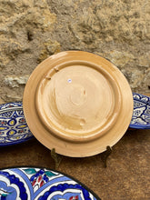 Charger l'image dans la galerie, Assiette à entrée bleue tunisienne