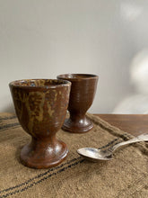Charger l'image dans la galerie, Duo de petits mazagrans en poterie