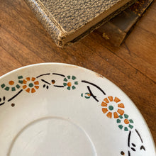 Charger l'image dans la galerie, Sous-tasses anciennes Gien