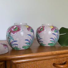 Charger l'image dans la galerie, Paire de pots à gingembre anciens