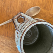 Charger l'image dans la galerie, Poterie avec cuillère en bois