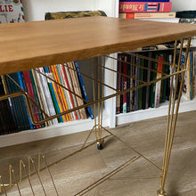 Charger l'image dans la galerie, Desserte porte-vinyles vintage sur roulettes