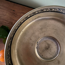 Charger l'image dans la galerie, Coupe en métal doré vintage