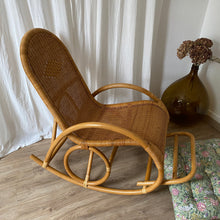 Charger l'image dans la galerie, Rocking-chair en rotin