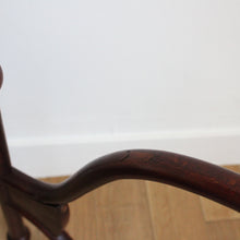Charger l'image dans la galerie, Valet de chambre Fischel en bois courbé