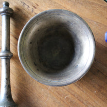 Charger l'image dans la galerie, Bénitier ancien et son goupillon
