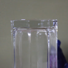 Charger l'image dans la galerie, Vases en verre vintage