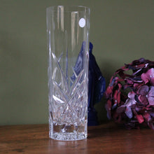 Charger l'image dans la galerie, Vases en verre vintage