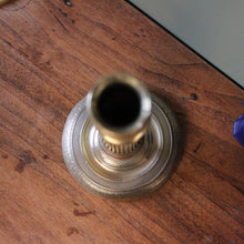 Charger l'image dans la galerie, Chandeliers, bougeoirs anciens